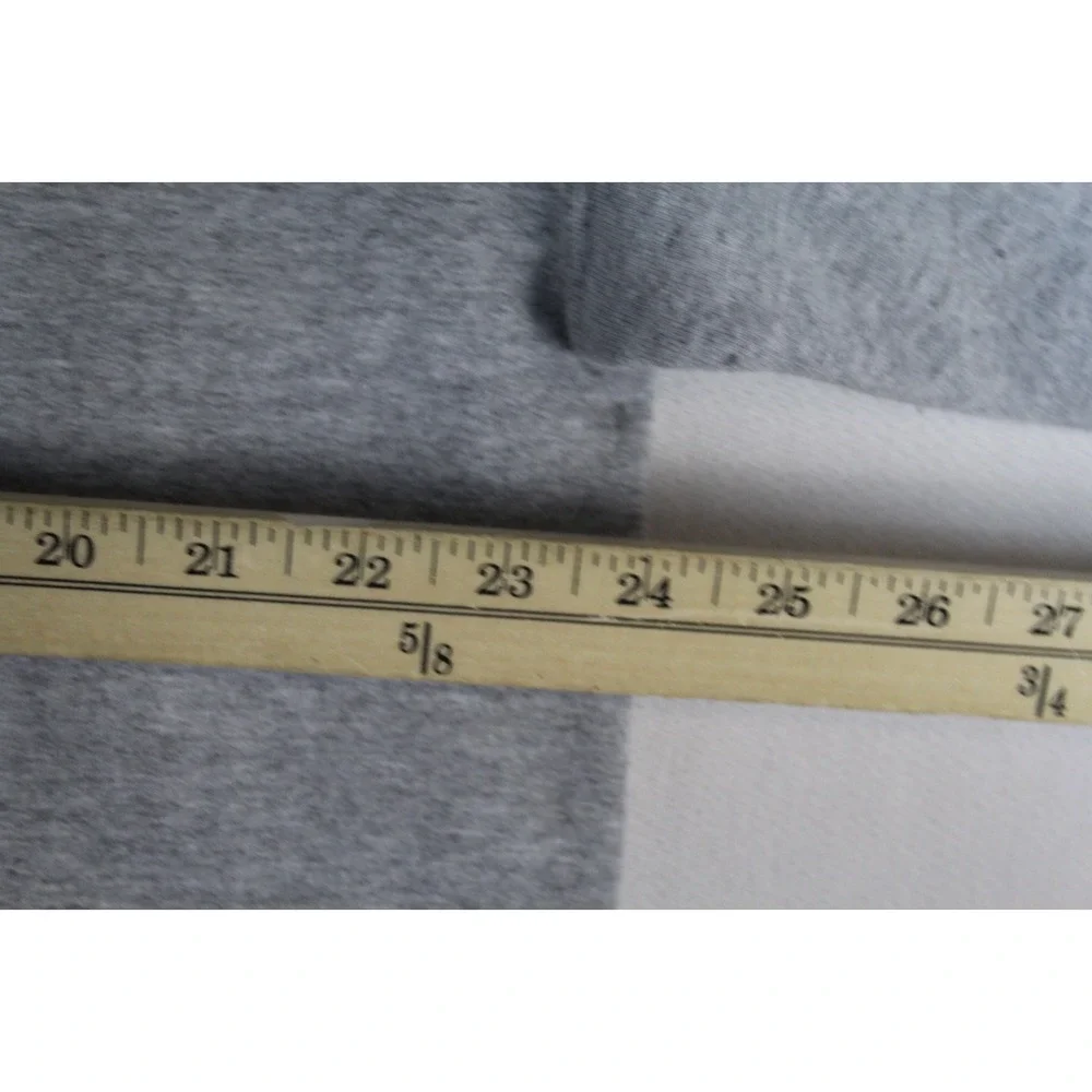 Walt Disney World Gray Adult Sweatshirt Mickey Mouse 2012 Crew New Size XL